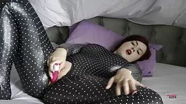 Đức chết tiệt xxx vi ...