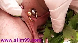 Bang fisting thiếu n ...