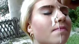 Ngực tự nhiên trên k ...